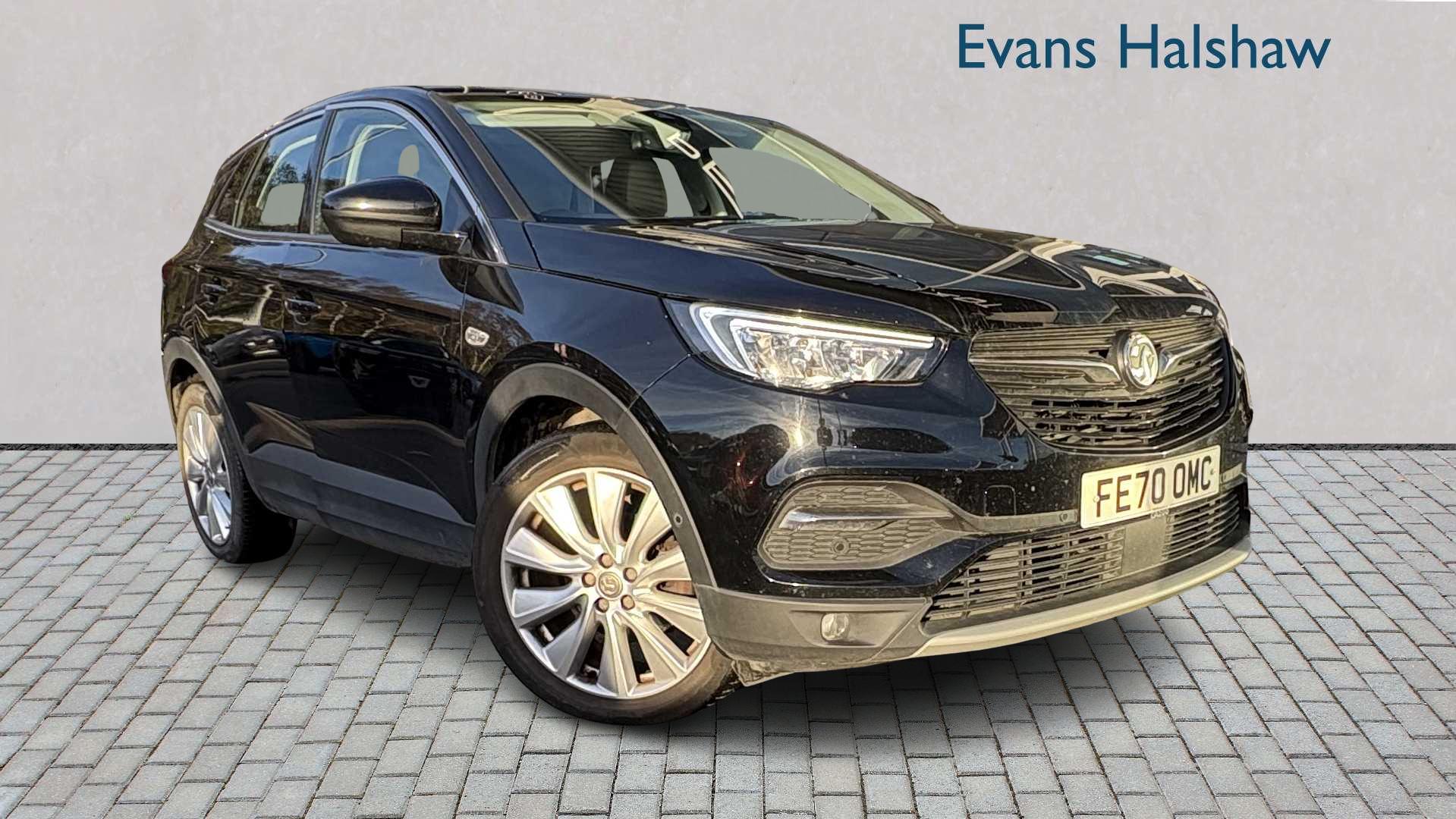 Main listing image - Vauxhall Grandland X