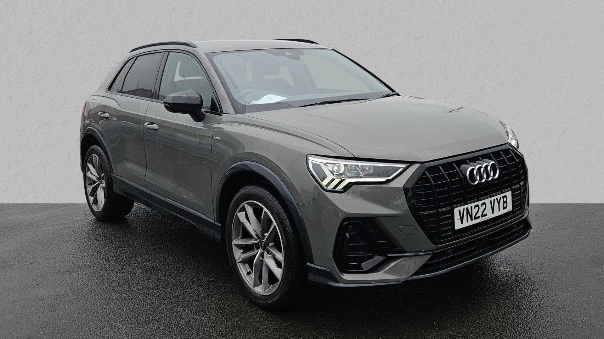 Main listing image - Audi Q3