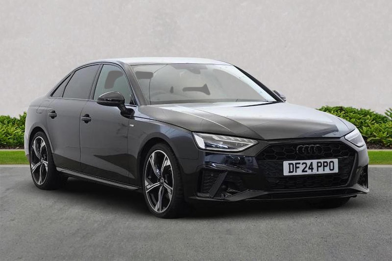 Main listing image - Audi A4