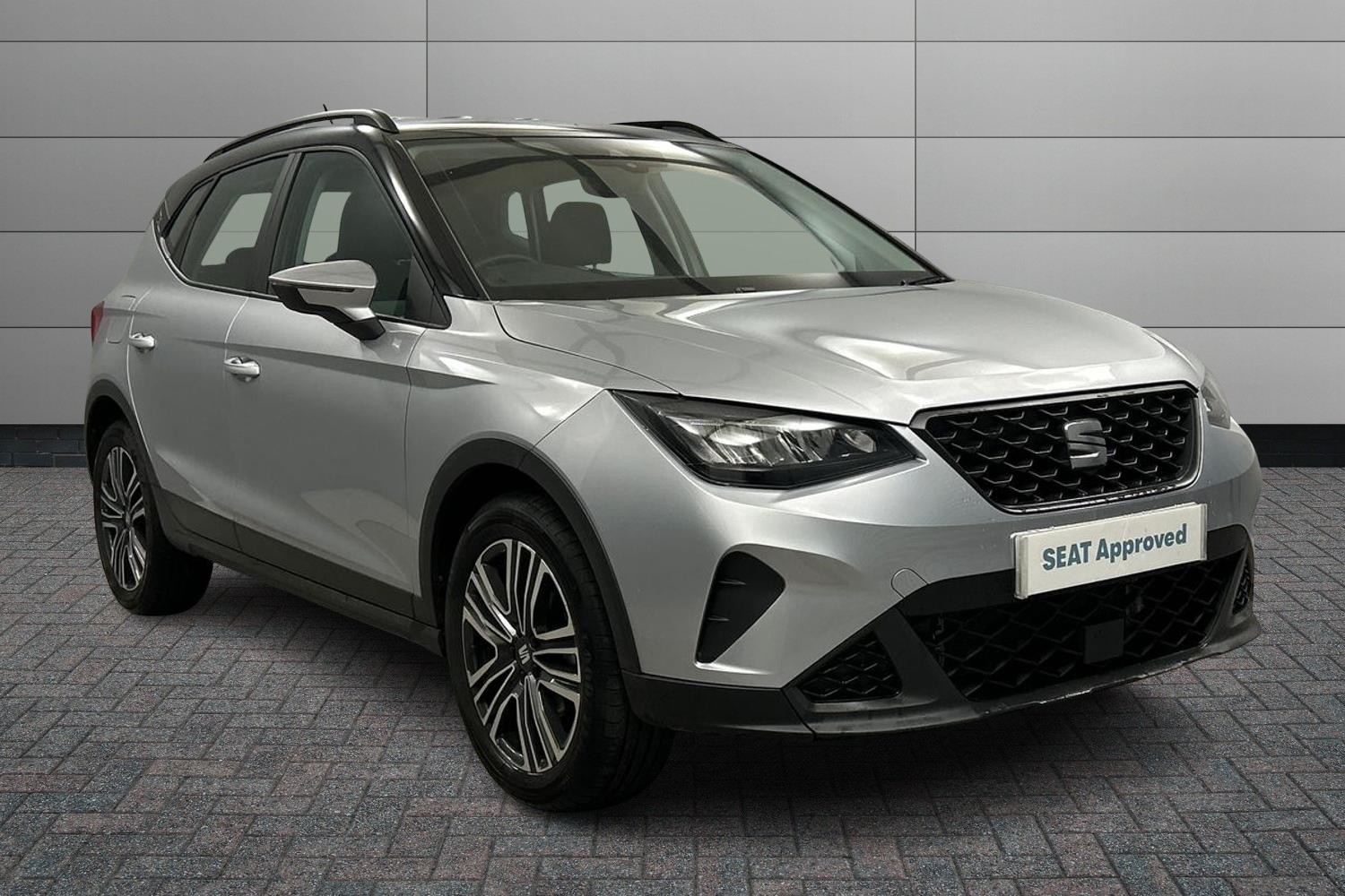 Main listing image - SEAT Arona