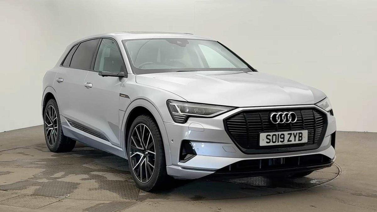 Main listing image - Audi e-tron