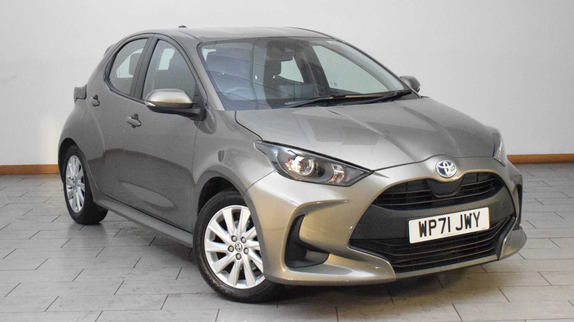 Main listing image - Toyota Yaris