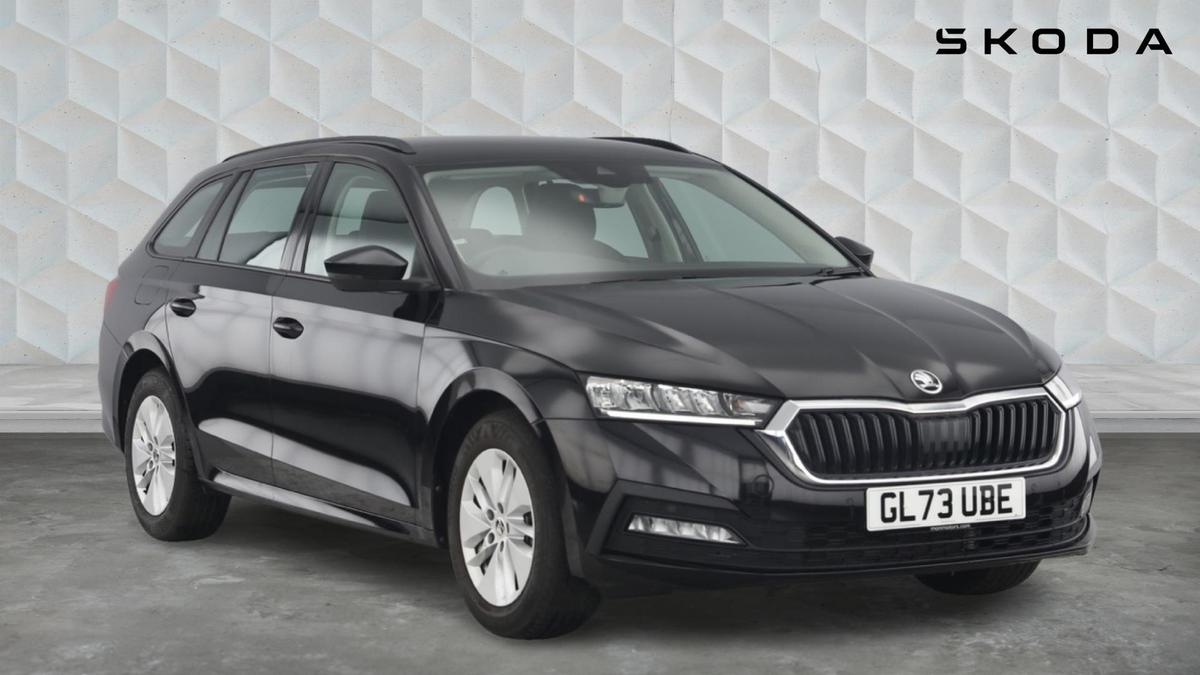 Main listing image - Skoda Octavia Estate