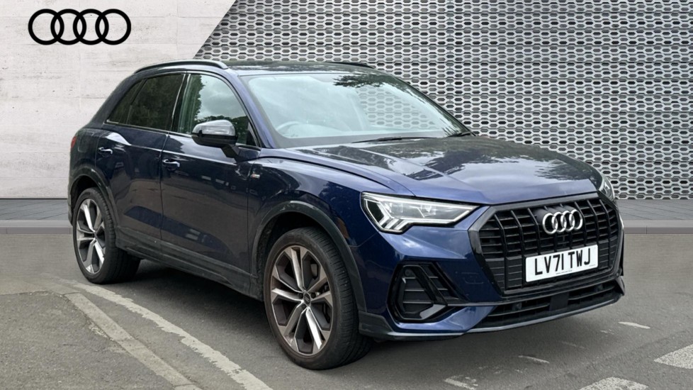 Main listing image - Audi Q3