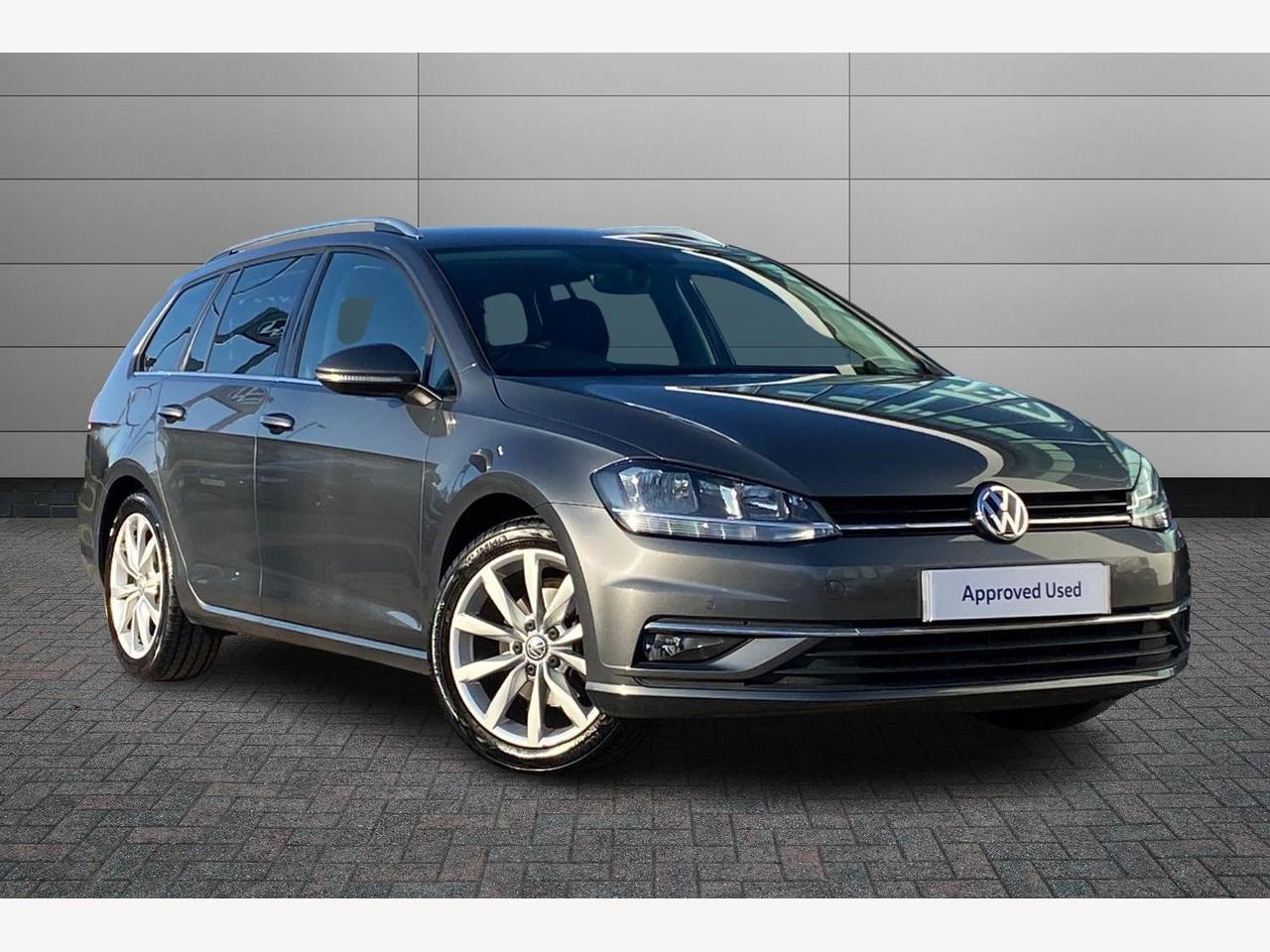 Main listing image - Volkswagen Golf Estate