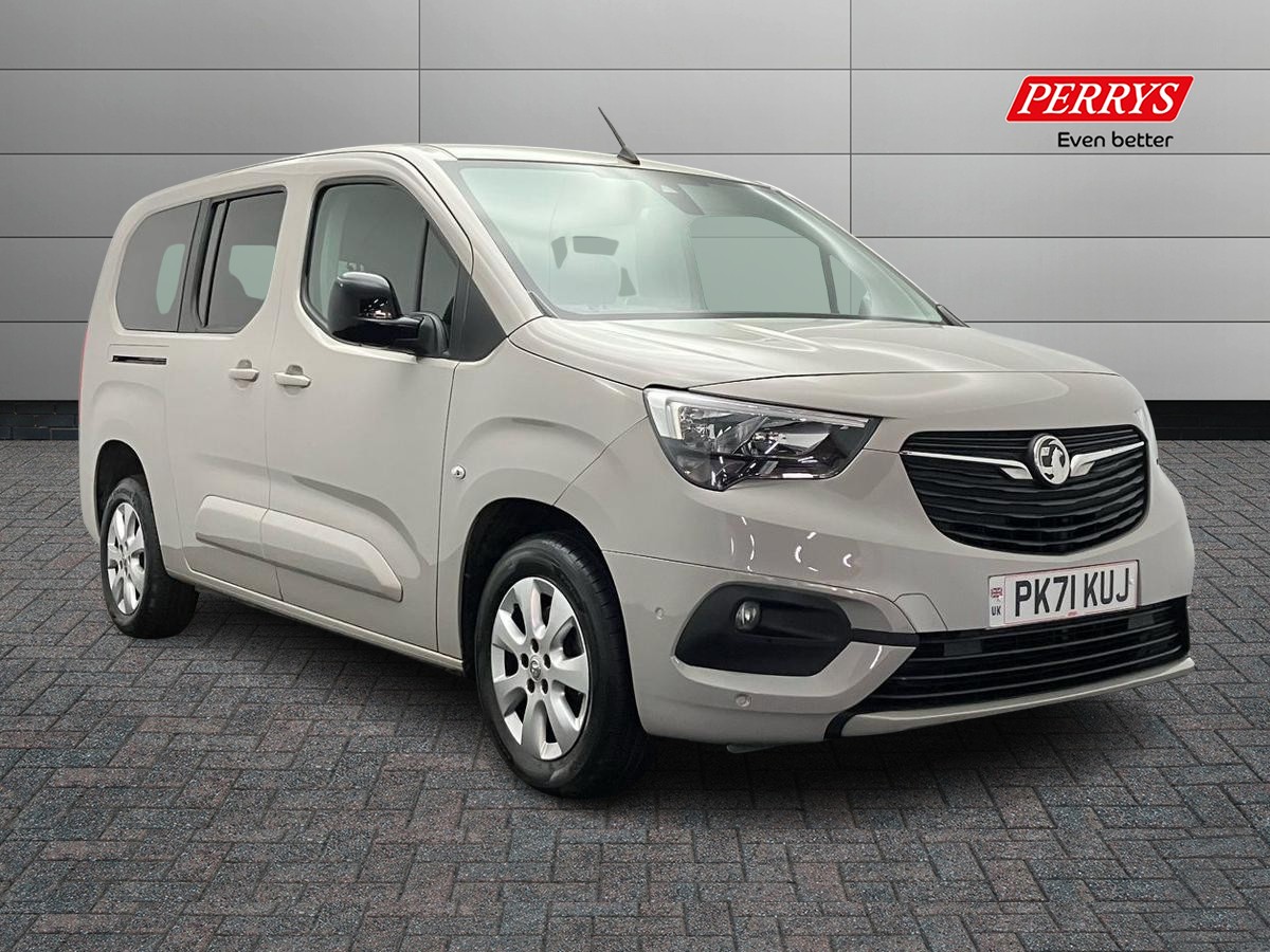 Main listing image - Vauxhall Combo Life