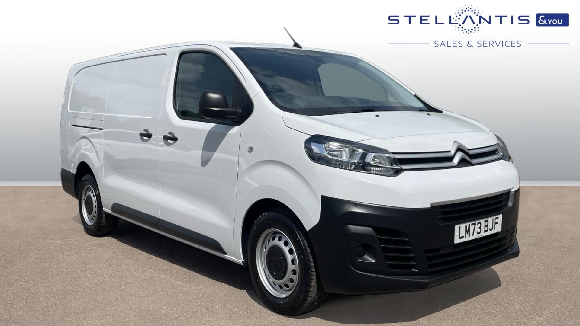 Main listing image - Citroen Dispatch