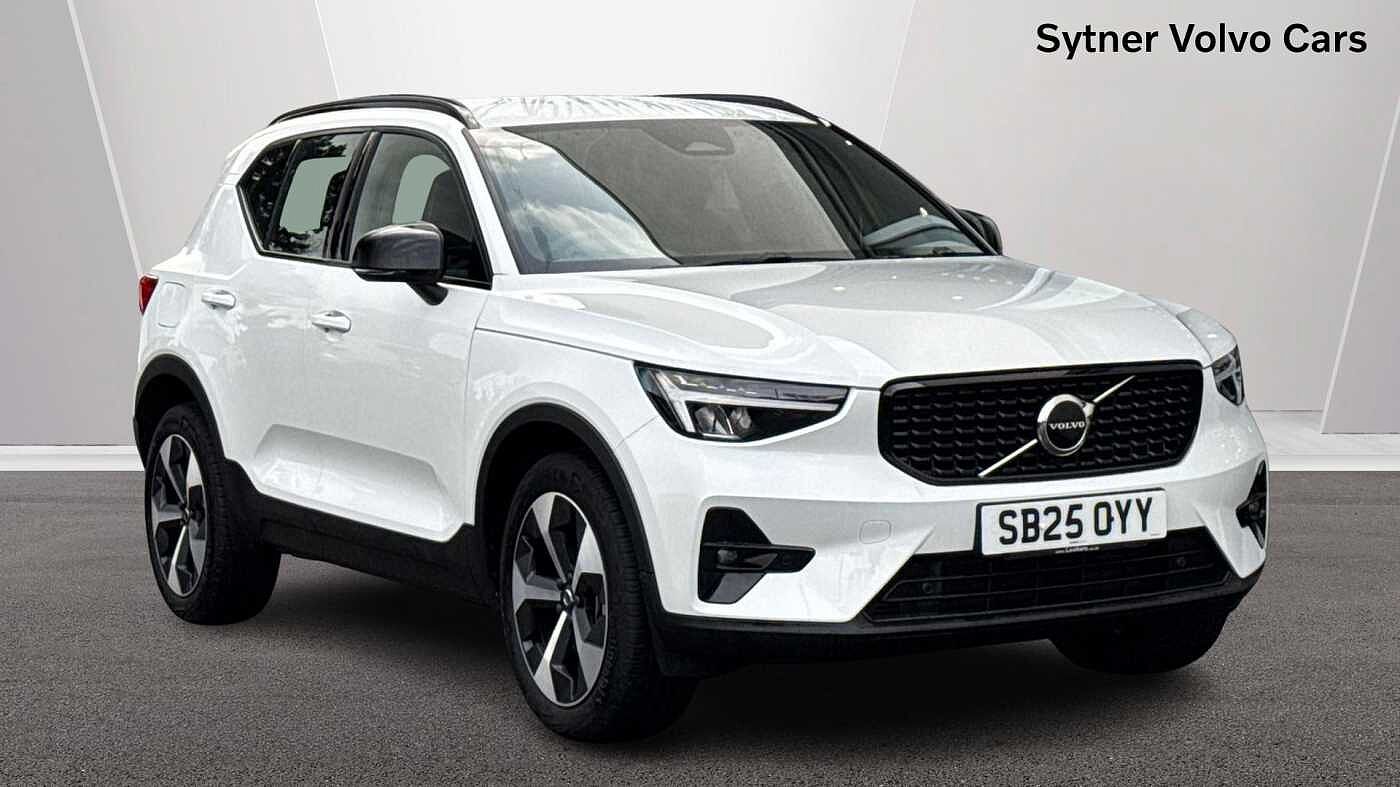 Main listing image - Volvo XC40