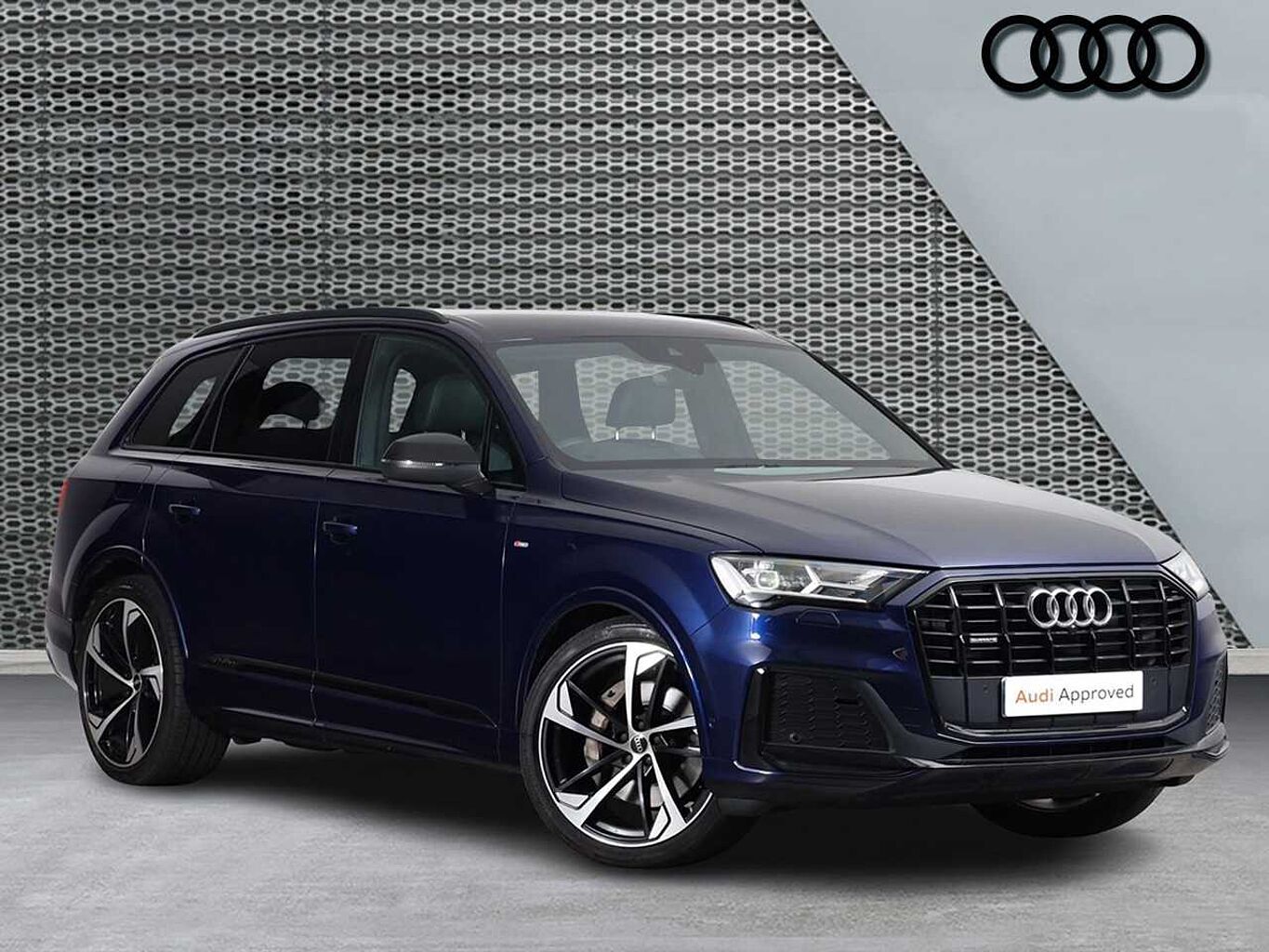 Main listing image - Audi Q7