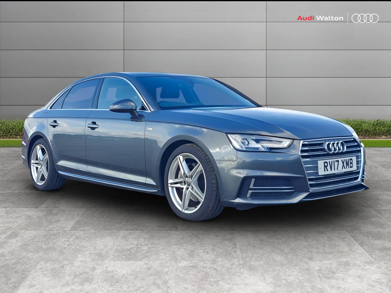 Main listing image - Audi A4