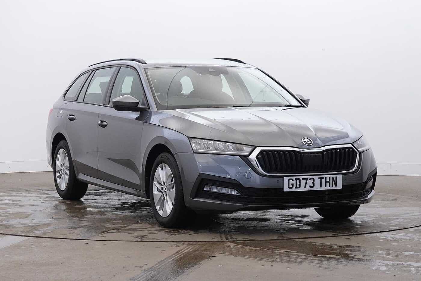 Main listing image - Skoda Octavia Estate