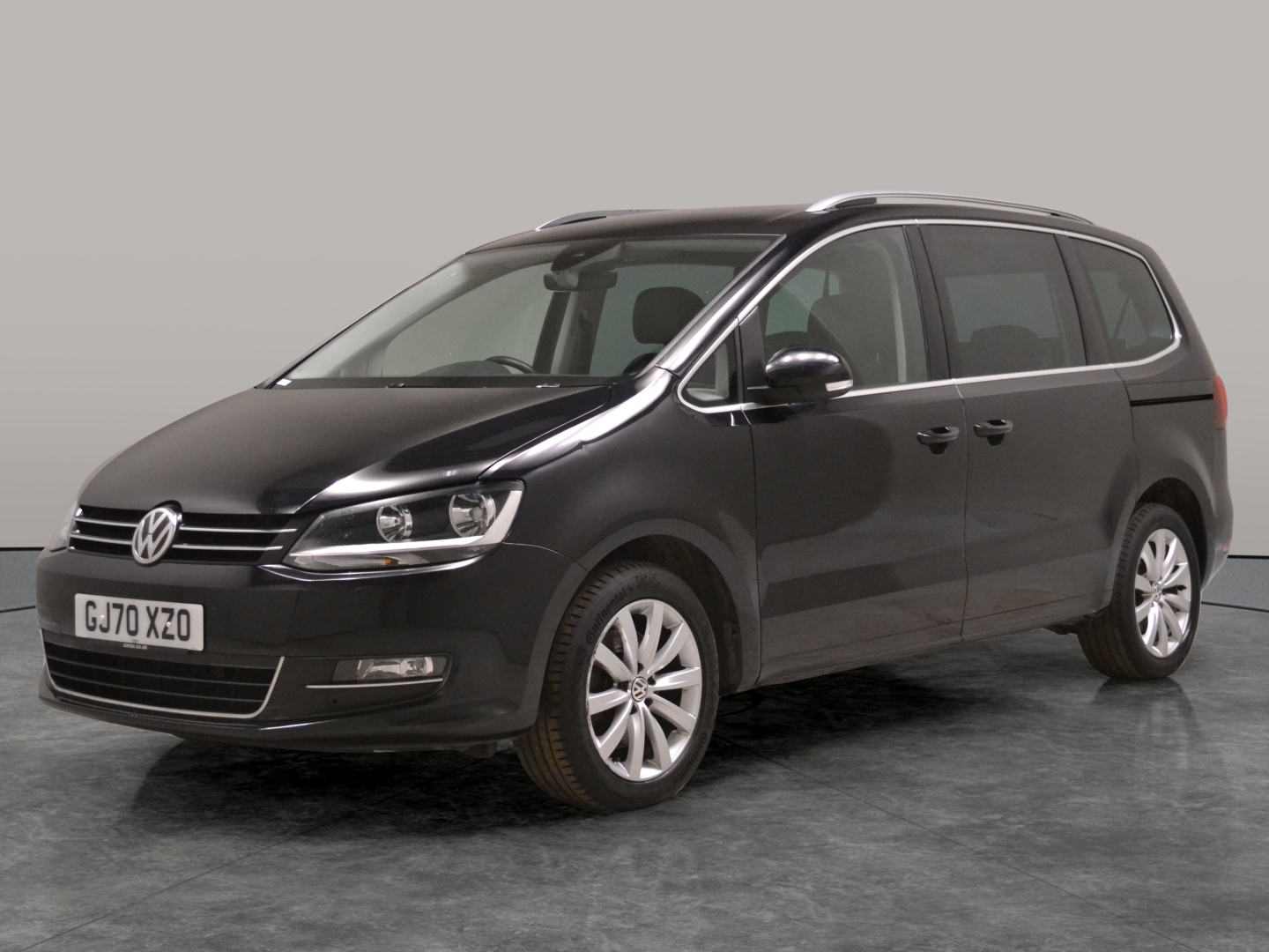 Main listing image - Volkswagen Sharan