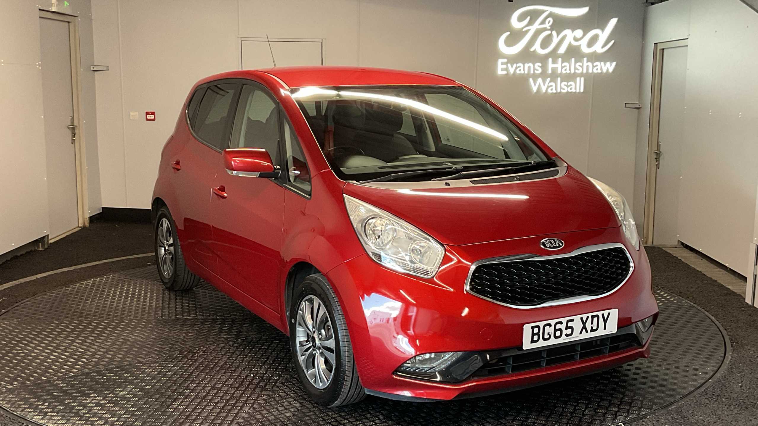 Main listing image - Kia Venga