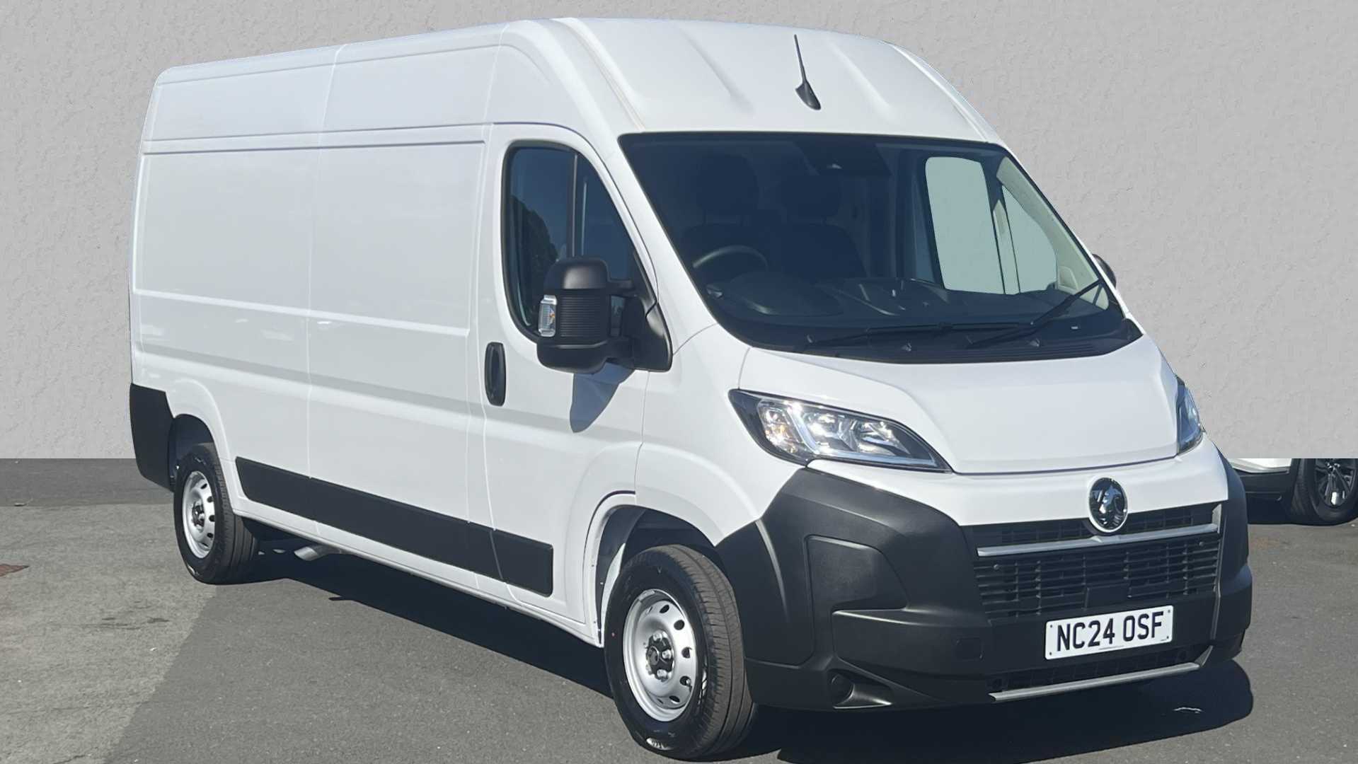 Main listing image - Vauxhall Movano