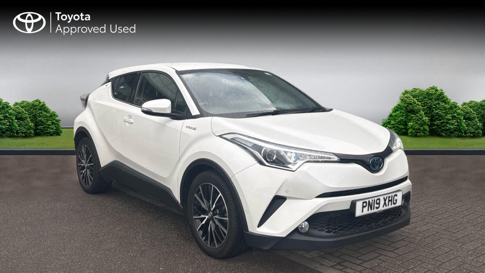 Main listing image - Toyota C-HR