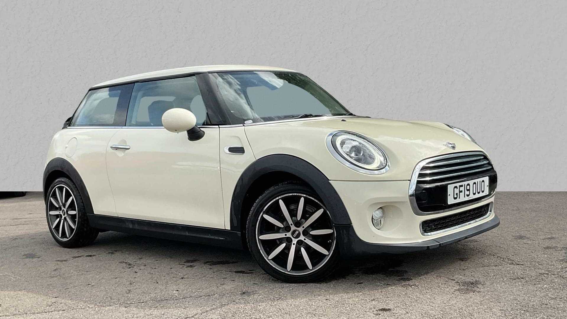 Main listing image - MINI Hatchback