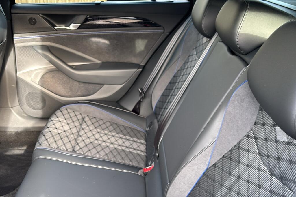 Main listing image - Volkswagen Passat Estate