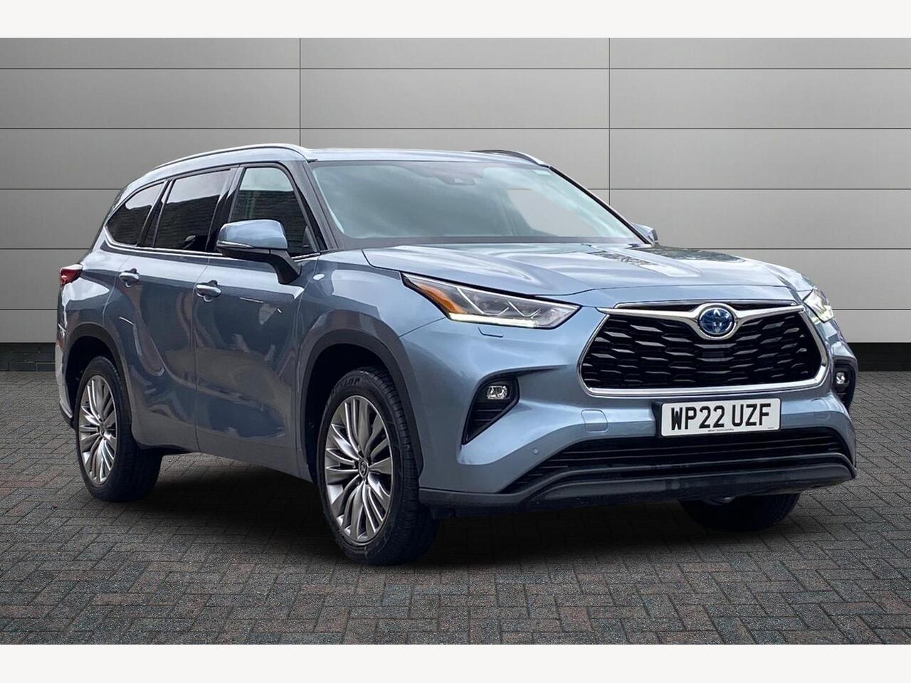 Main listing image - Toyota Highlander