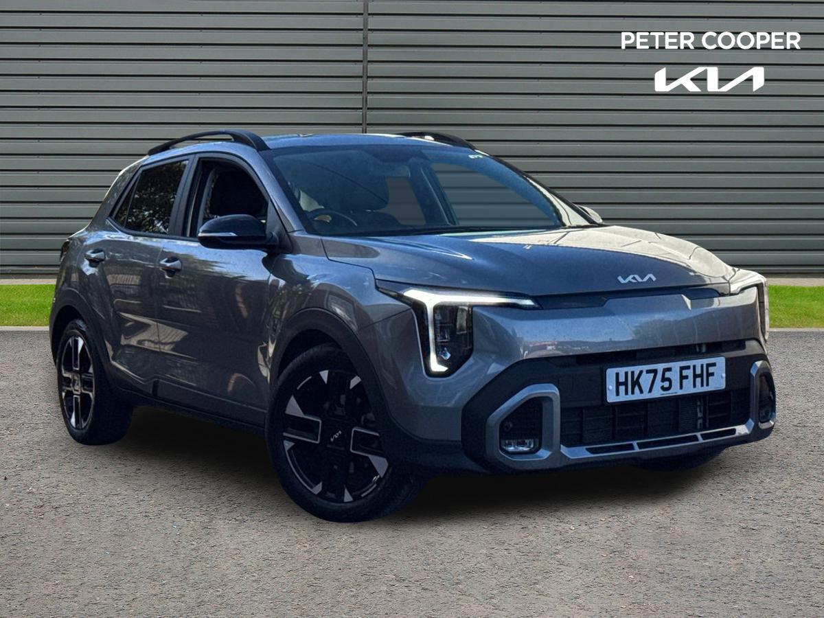 Main listing image - Kia Stonic