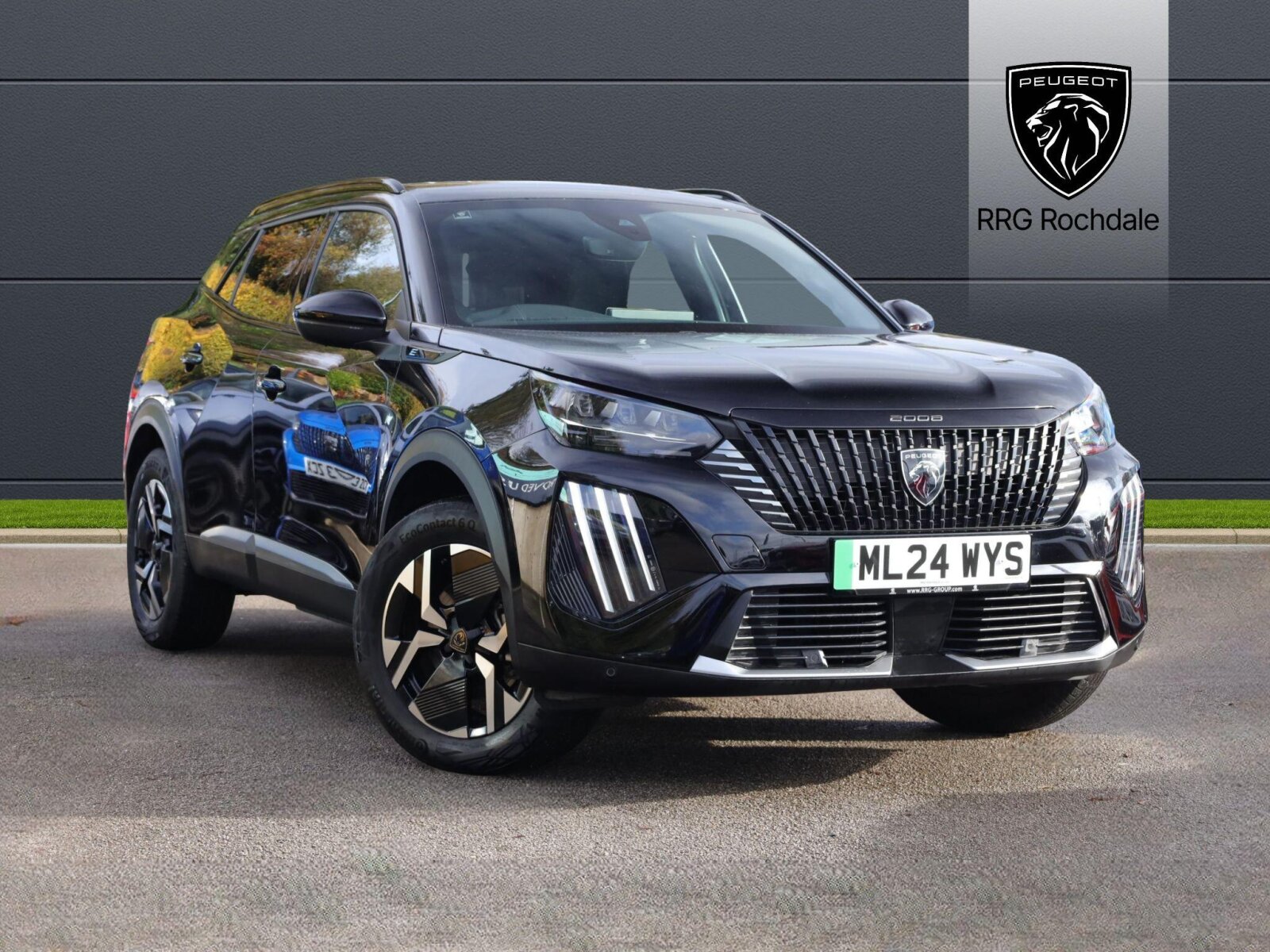 Main listing image - Peugeot e-2008