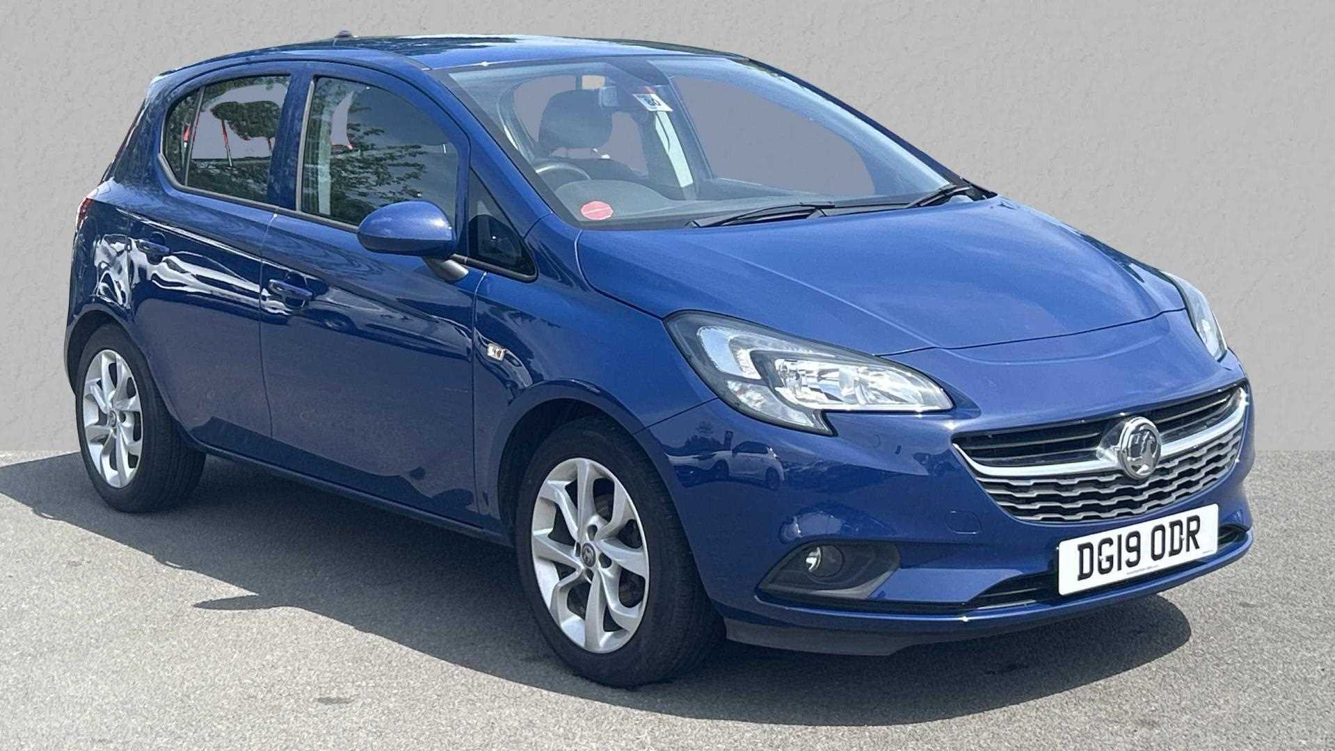 Main listing image - Vauxhall Corsa