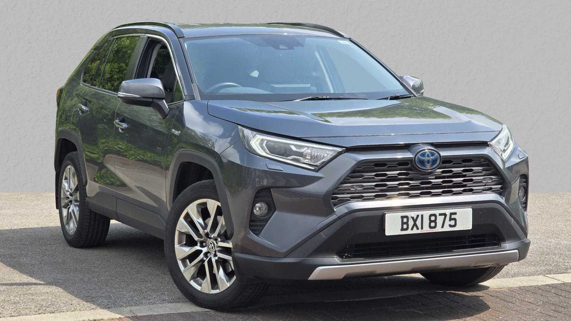 Main listing image - Toyota RAV4