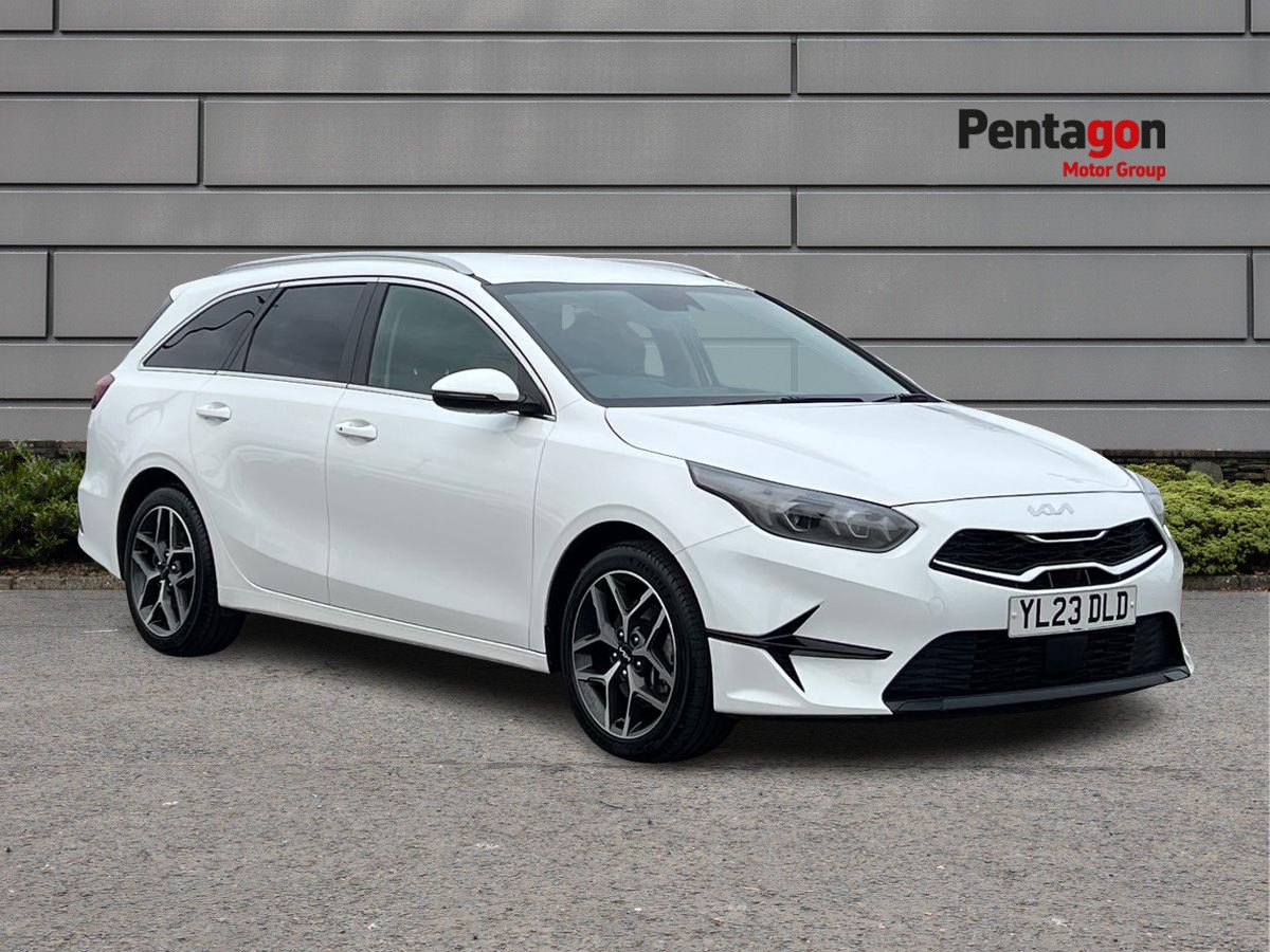 Main listing image - Kia Ceed SW