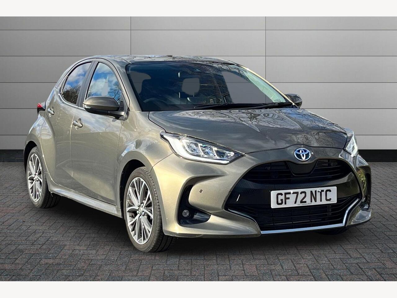 Main listing image - Toyota Yaris