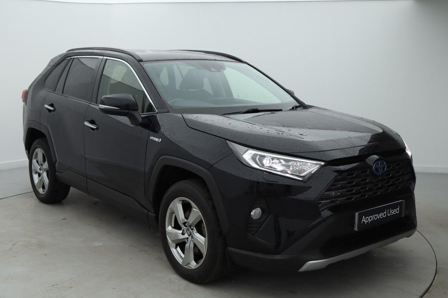 Main listing image - Toyota RAV4