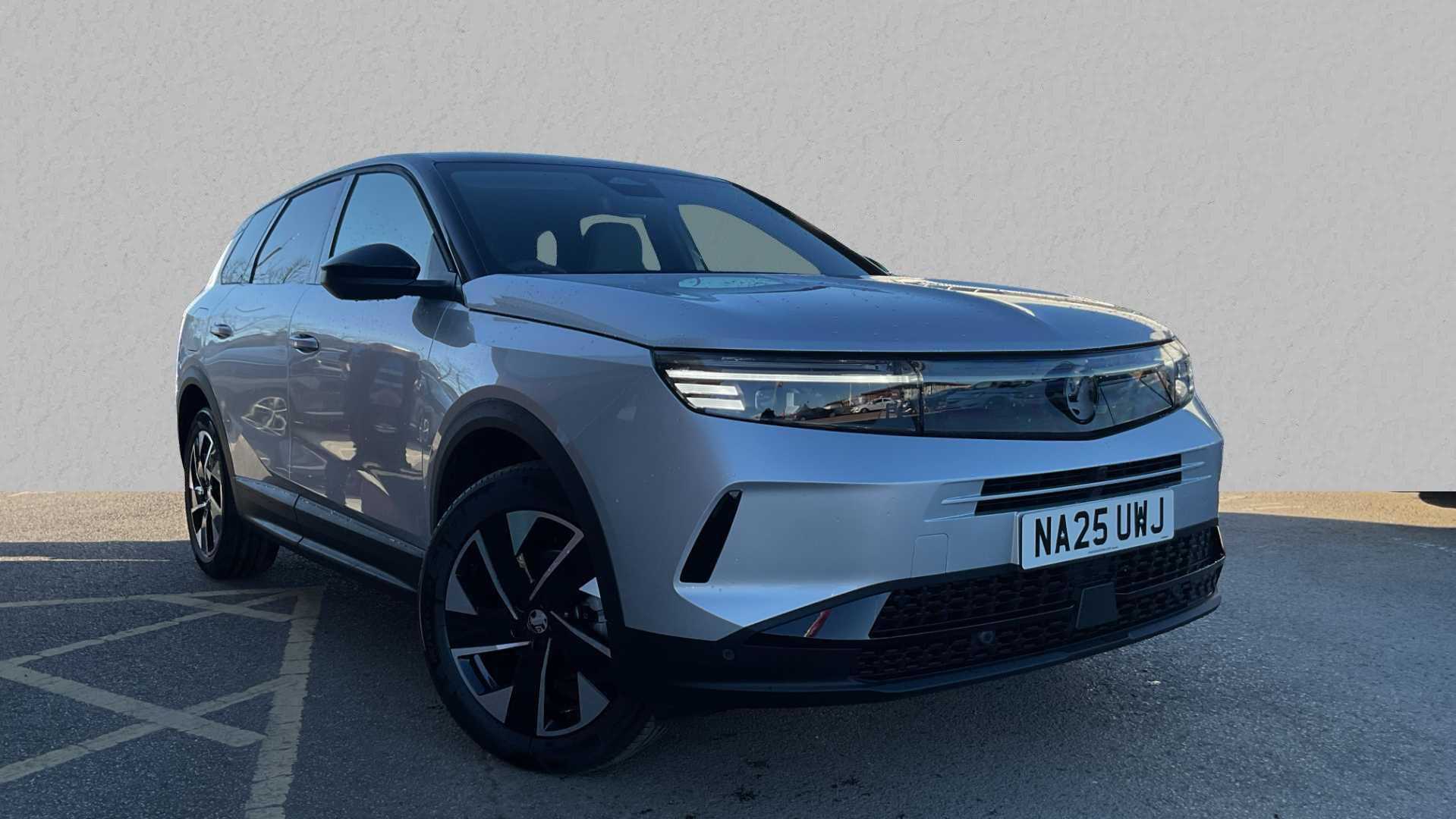 Main listing image - Vauxhall Grandland