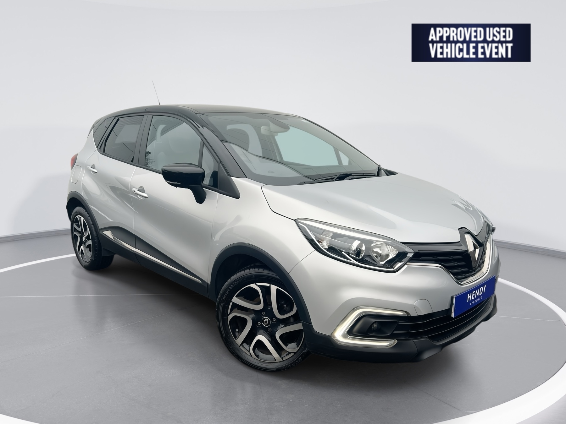 Main listing image - Renault Captur