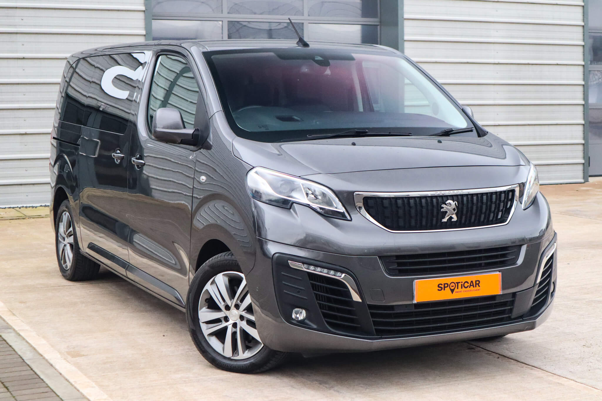Main listing image - Peugeot Traveller