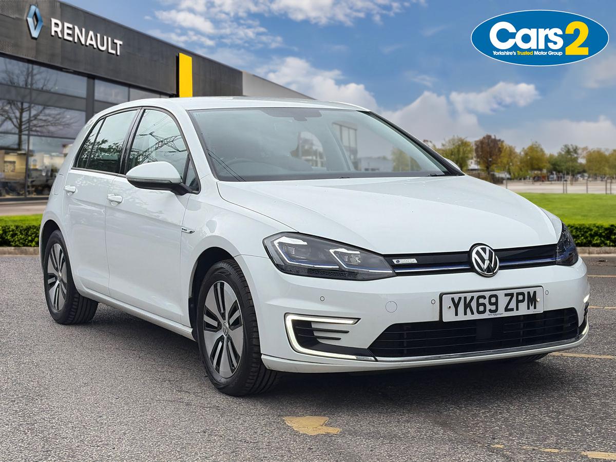 Main listing image - Volkswagen Golf