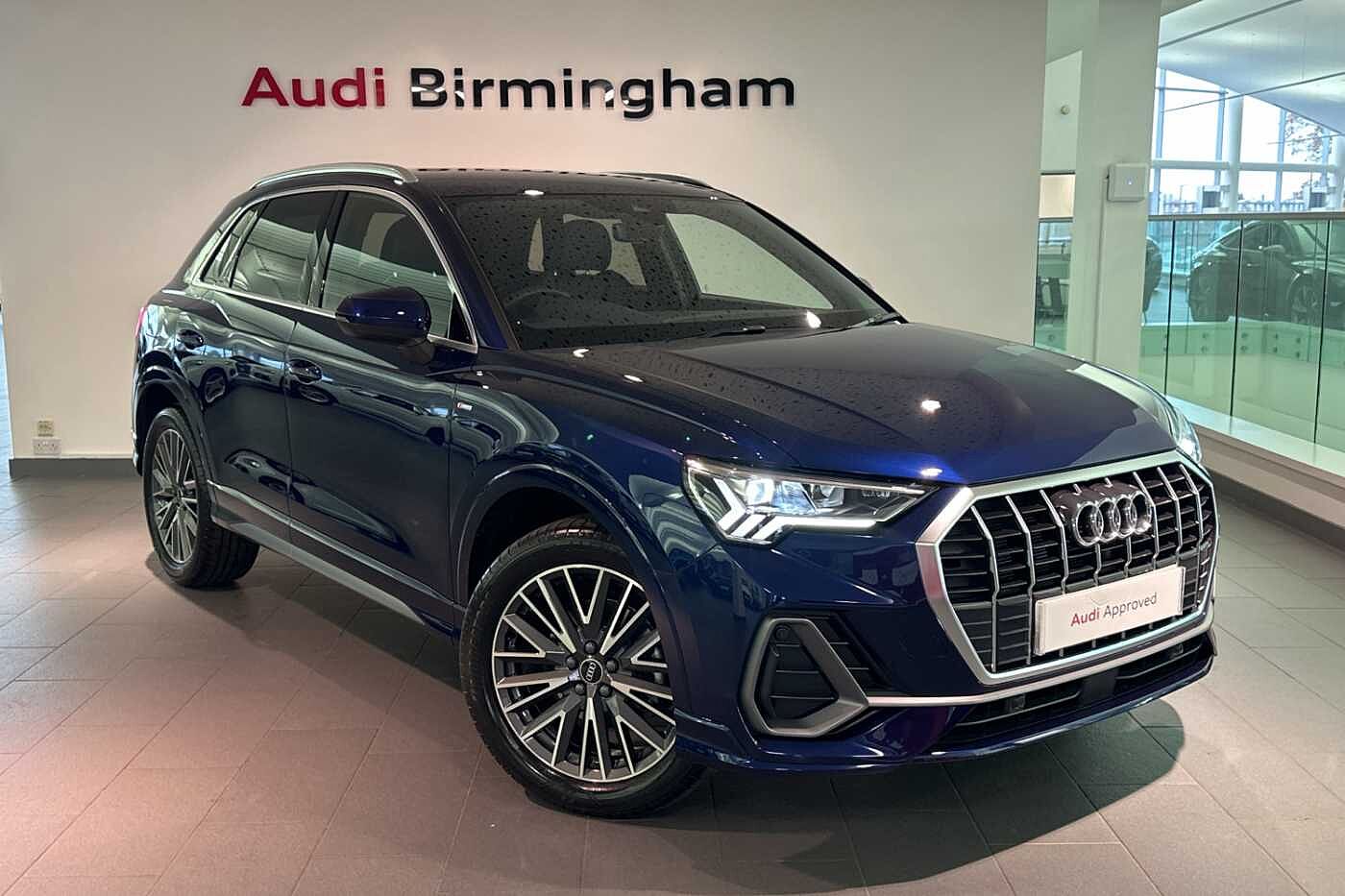 Main listing image - Audi Q3