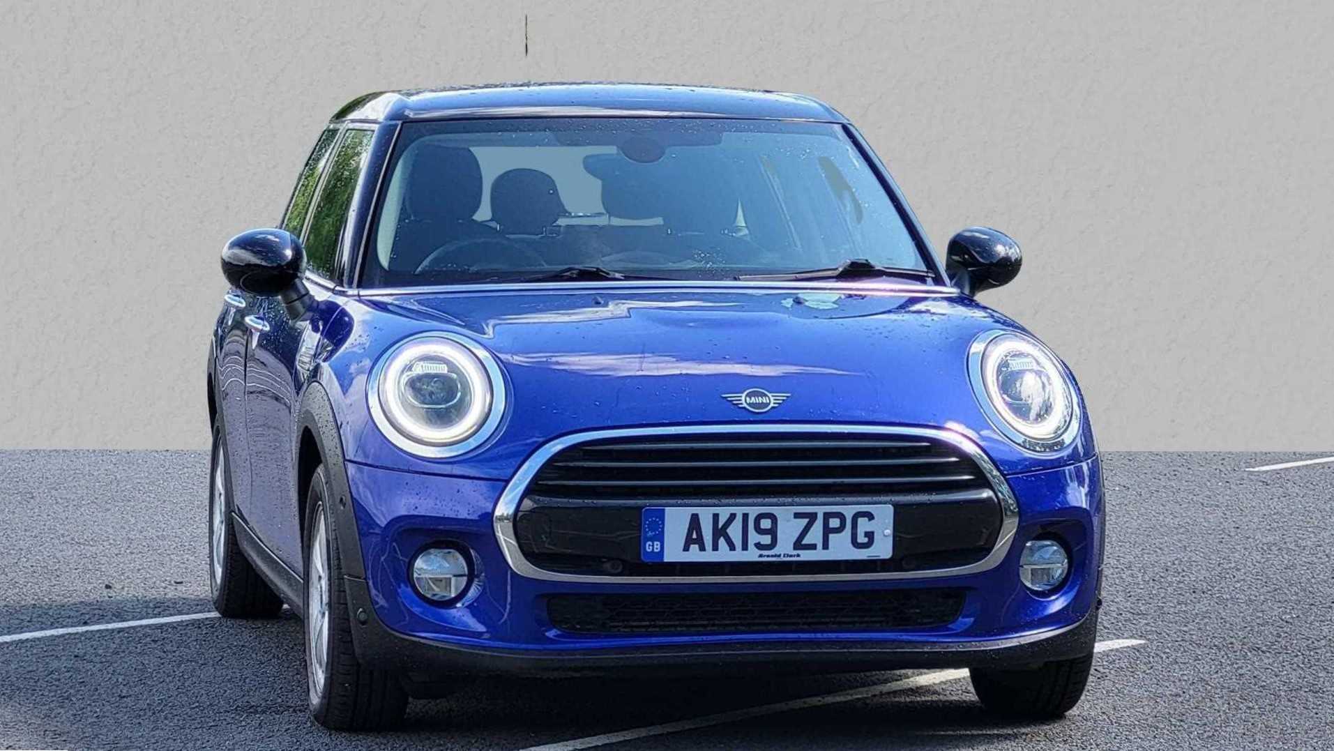 Main listing image - MINI Hatchback 5dr