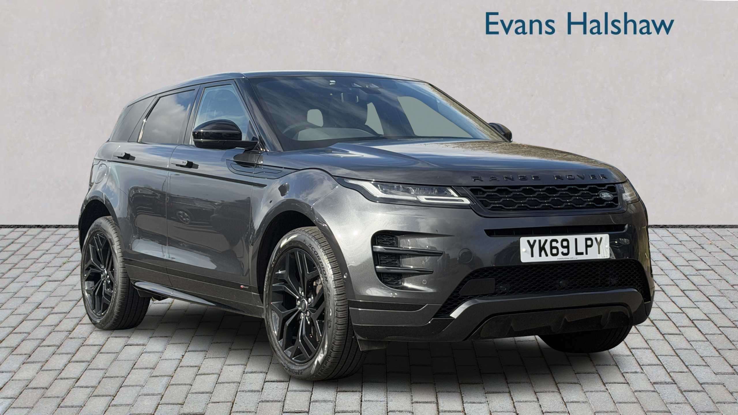 Main listing image - Land Rover Range Rover Evoque