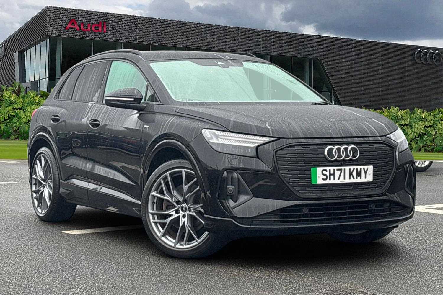 Main listing image - Audi Q4