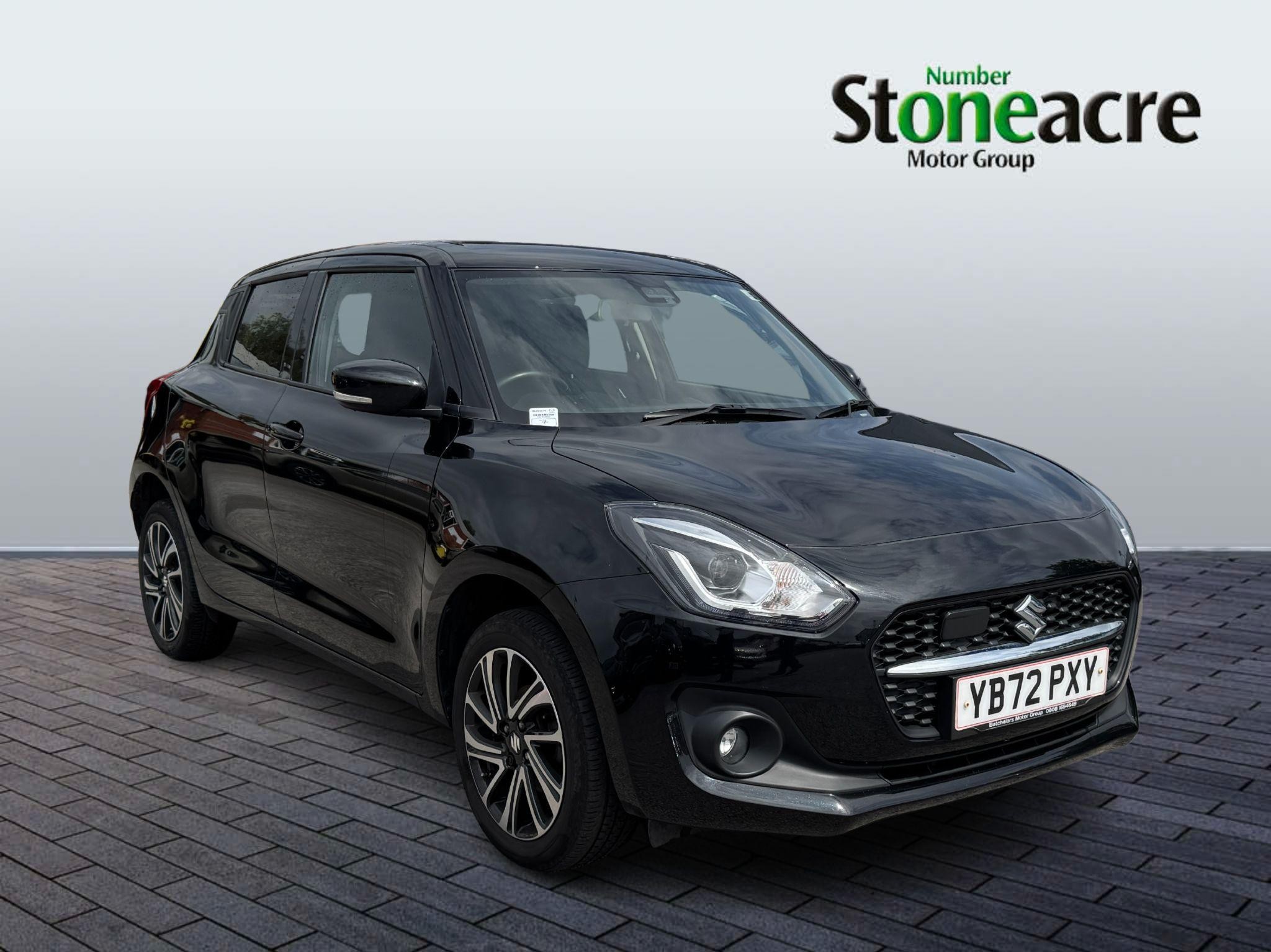 Main listing image - Suzuki Swift