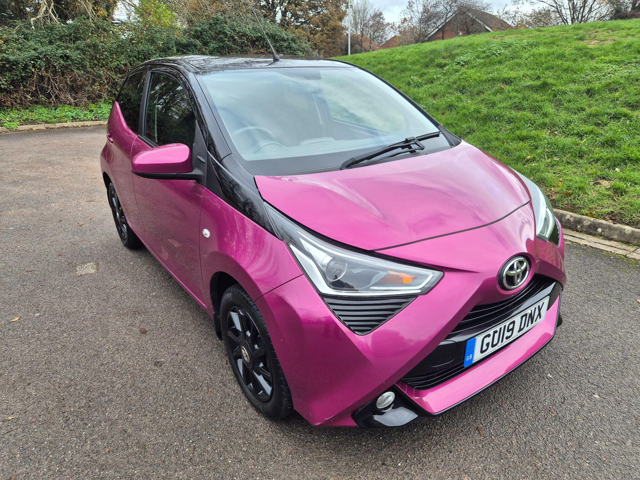 Main listing image - Toyota Aygo