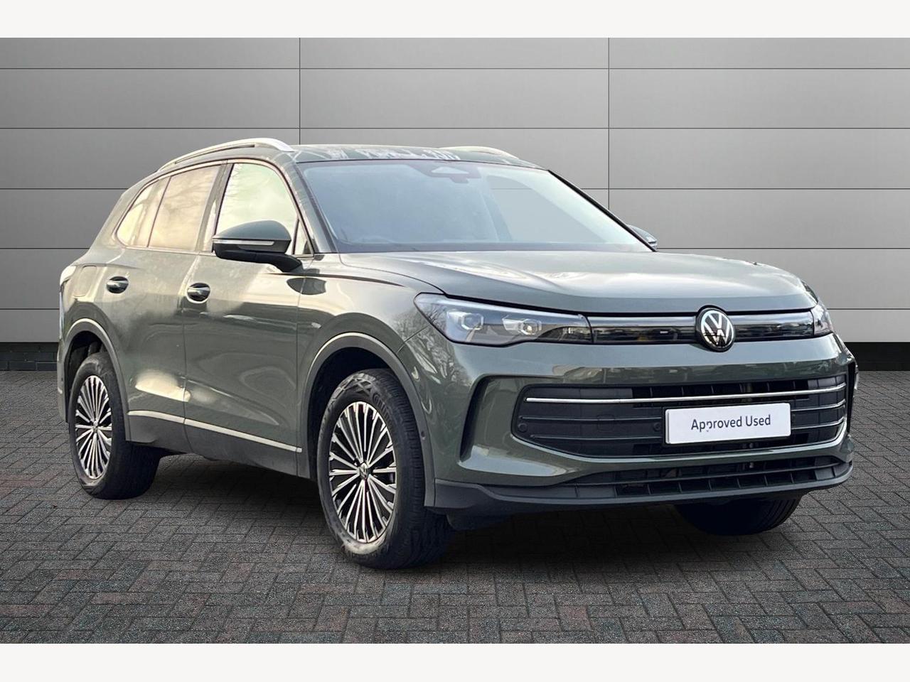 Main listing image - Volkswagen Tiguan