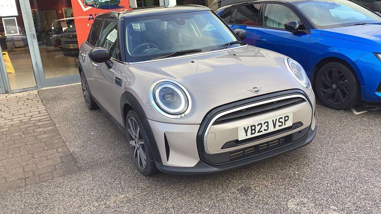 Main listing image - MINI Hatchback 5dr