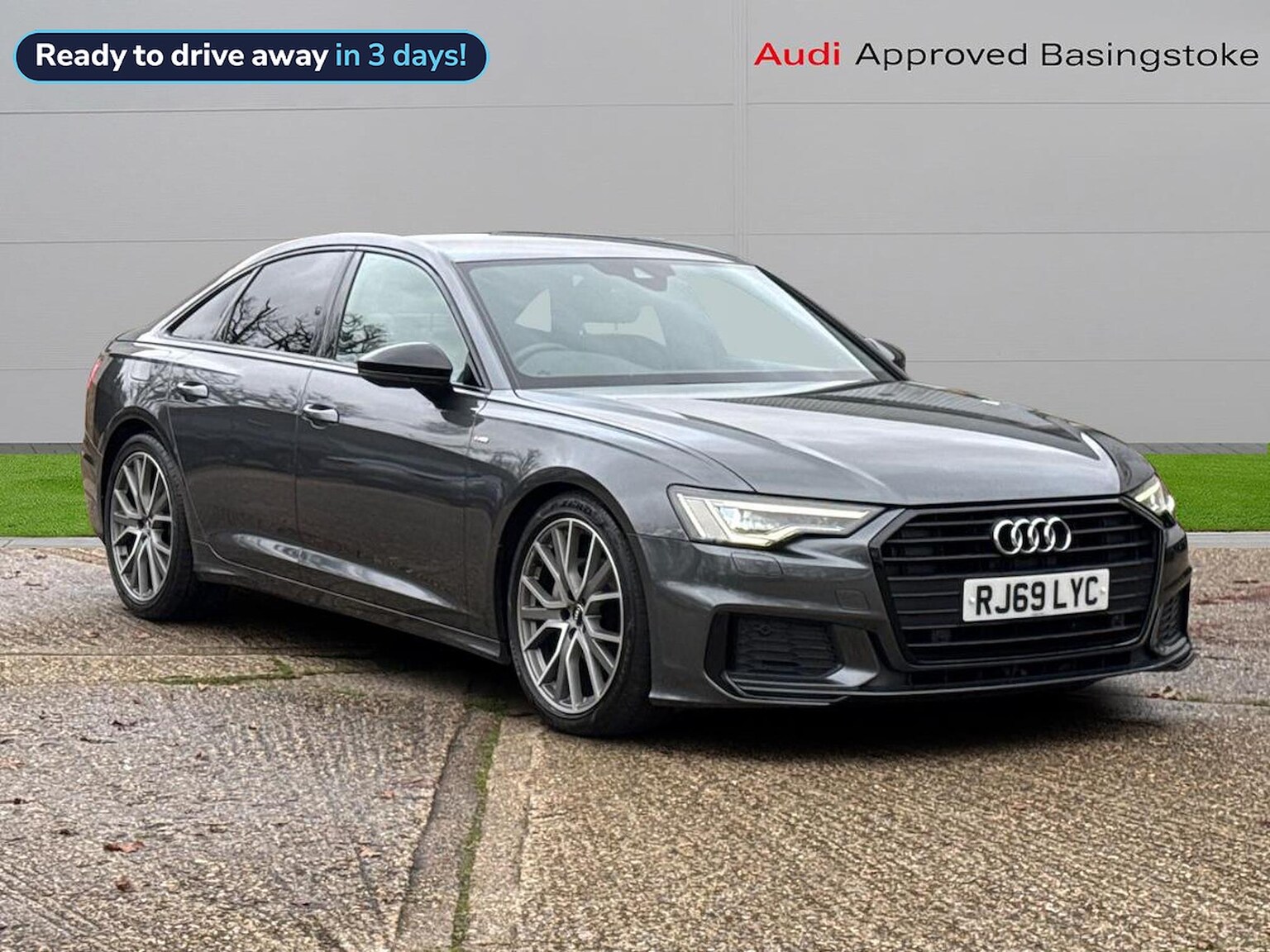 Main listing image - Audi A6