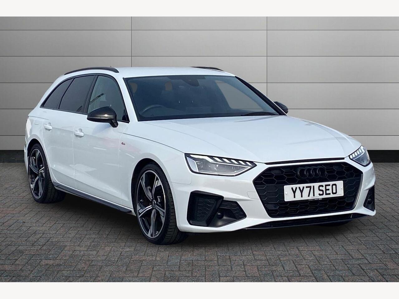 Main listing image - Audi A4 Avant