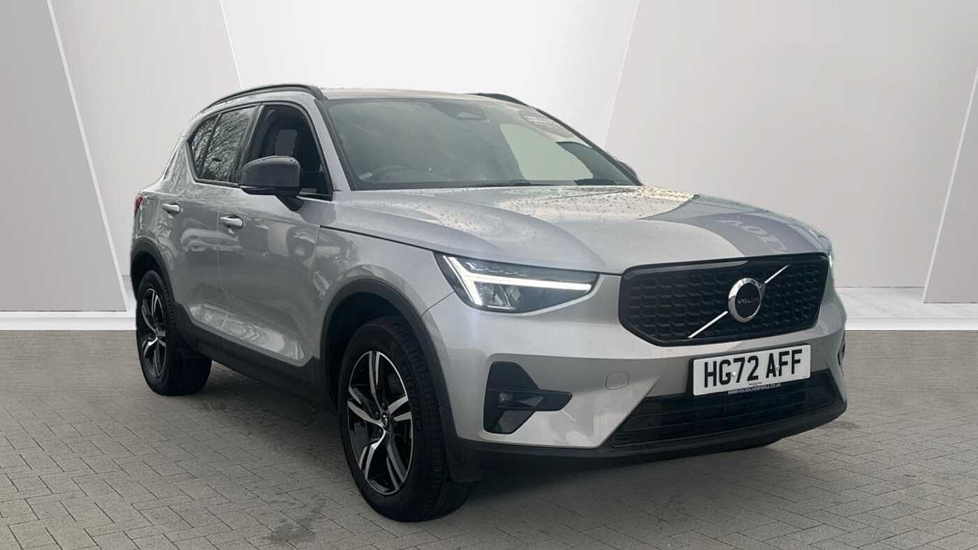 Main listing image - Volvo XC40