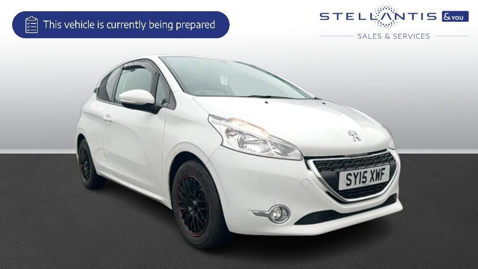 Main listing image - Peugeot 208