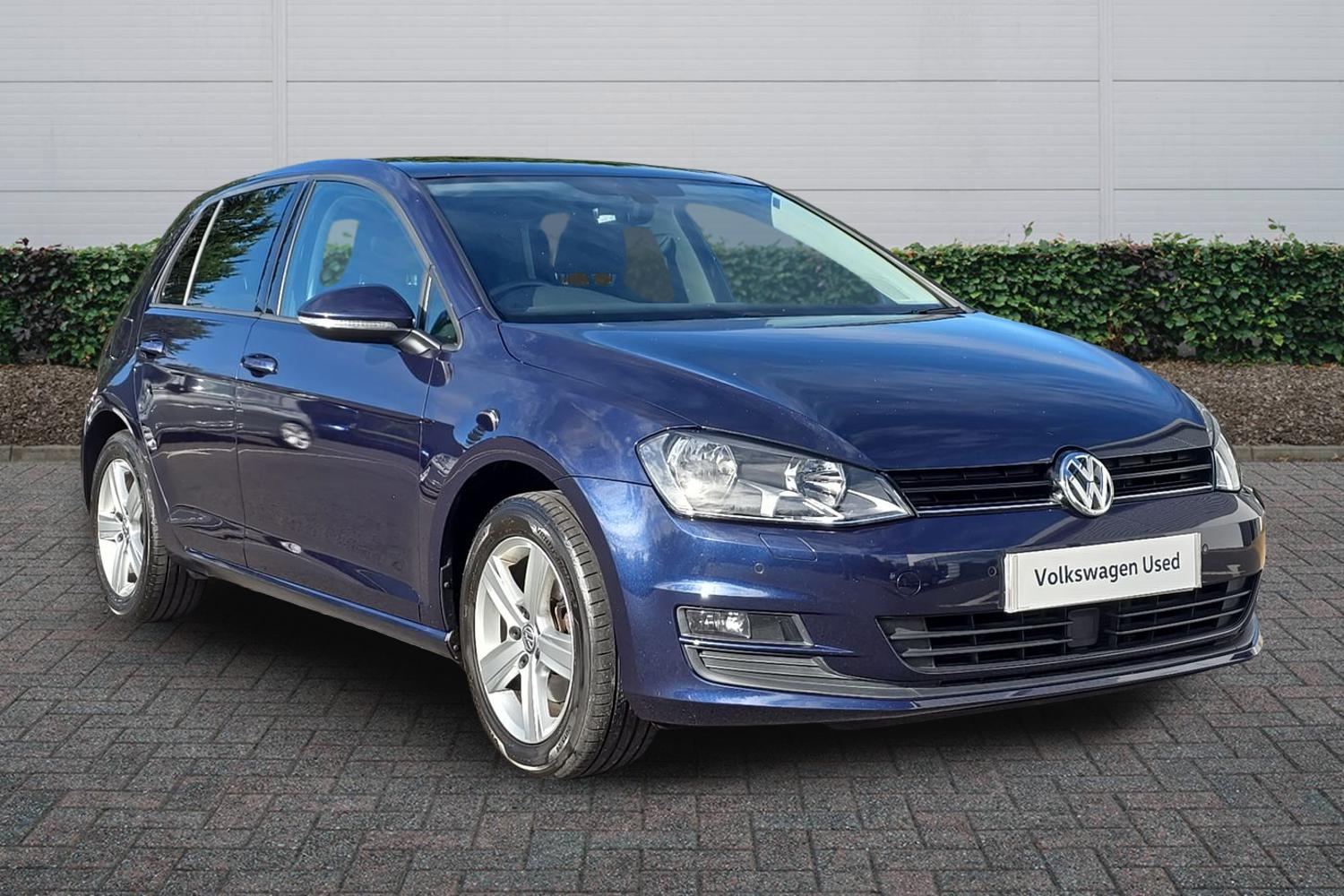 Main listing image - Volkswagen Golf