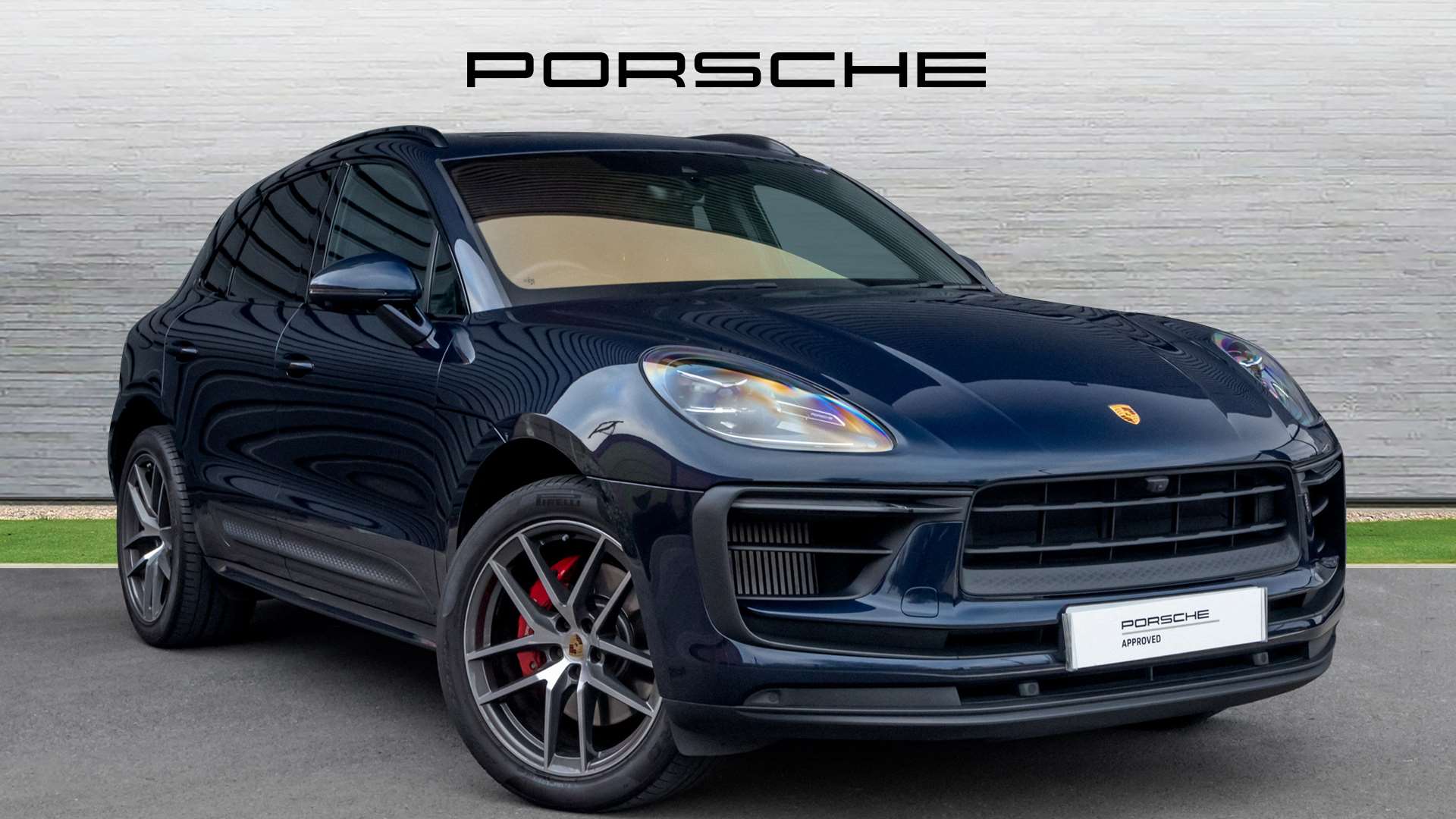 Main listing image - Porsche Macan