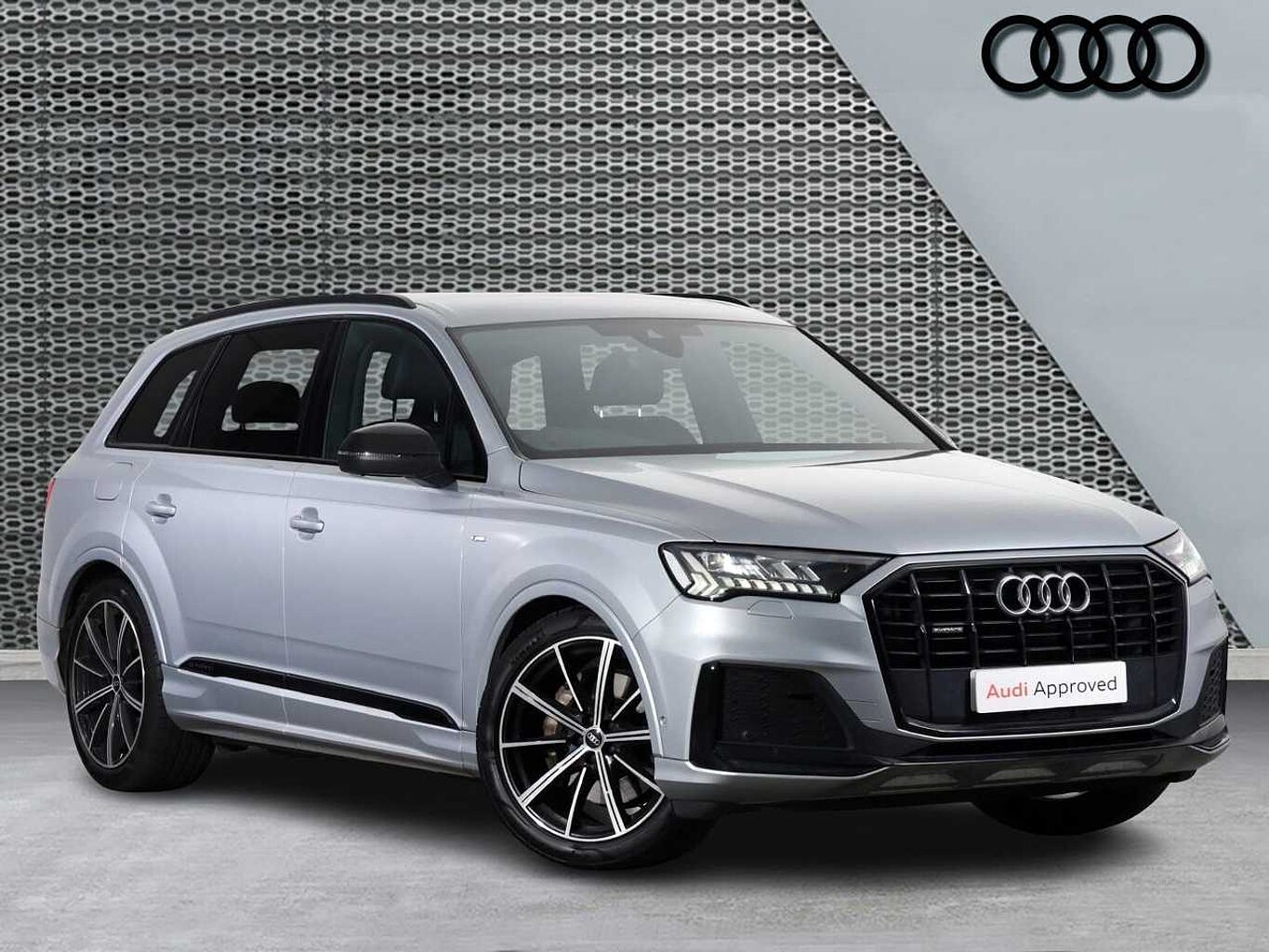 Main listing image - Audi Q7