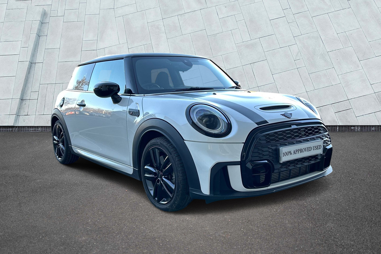 Main listing image - MINI Hatchback