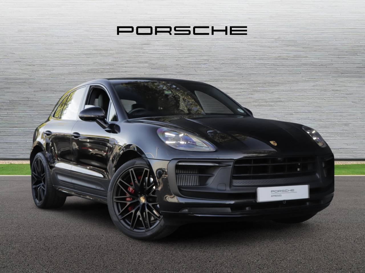 Main listing image - Porsche Macan